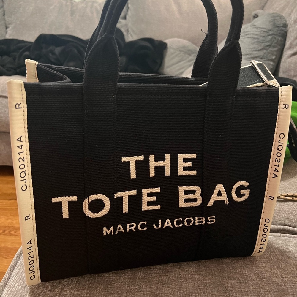 Marc Jacobs “ The Tote Bag”